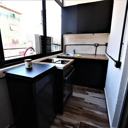 Appartamento Stylish Studio In The Heart Of #3 Tirana